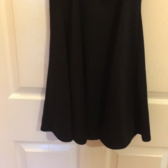 LITTLE BLACK DRESS - Picture 4 of 5